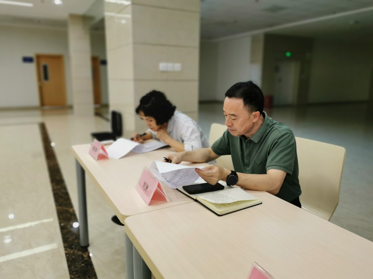 评委2.jpg